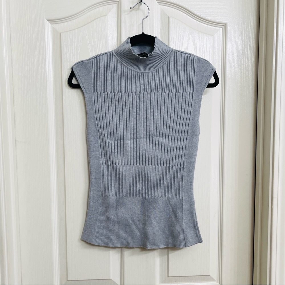 White House Black Market Gray Ribbed Sweater Tank Top Size M